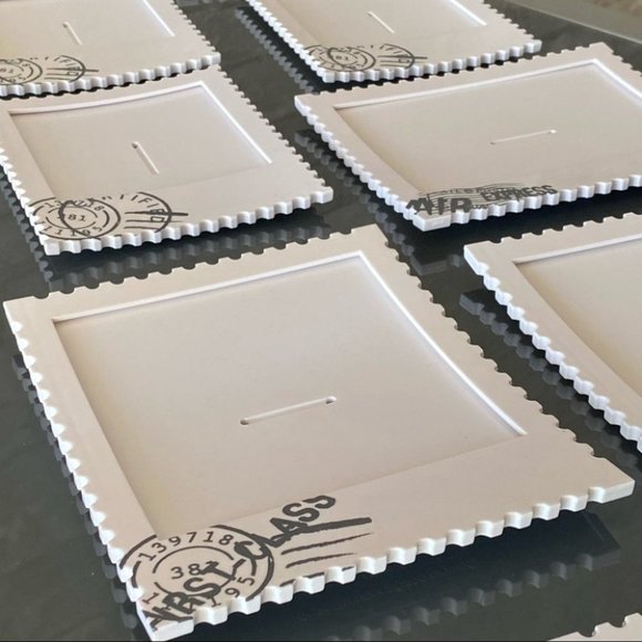 NWOT Umbra Postal Wall Frames (9pcs) - Picture 5 of 9